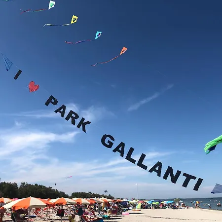 Park Gallanti 리도 디 폼포사